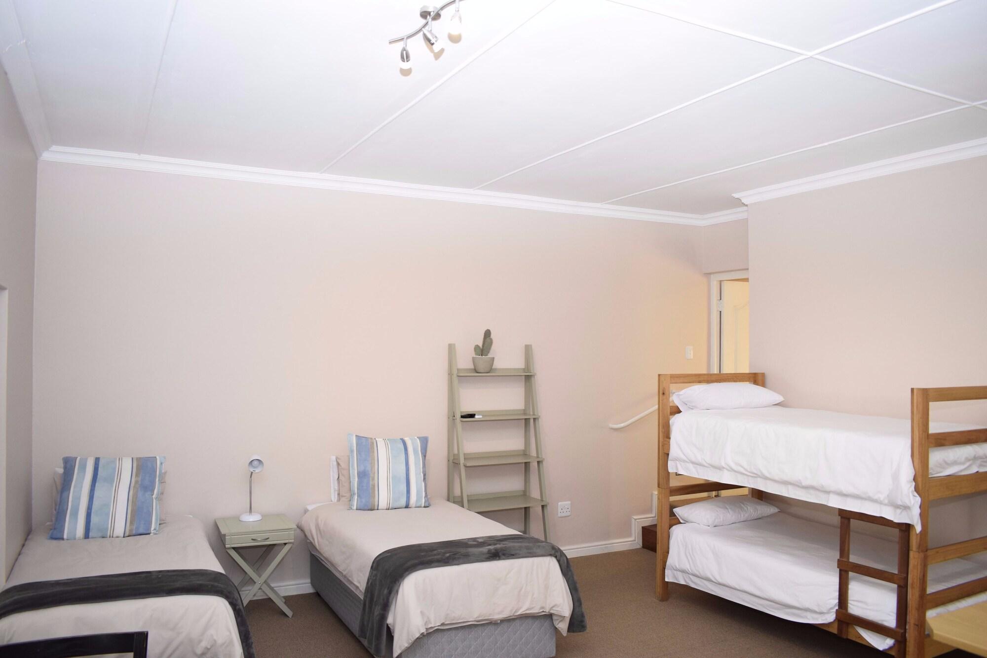 Outeniqua Inn George Dış mekan fotoğraf