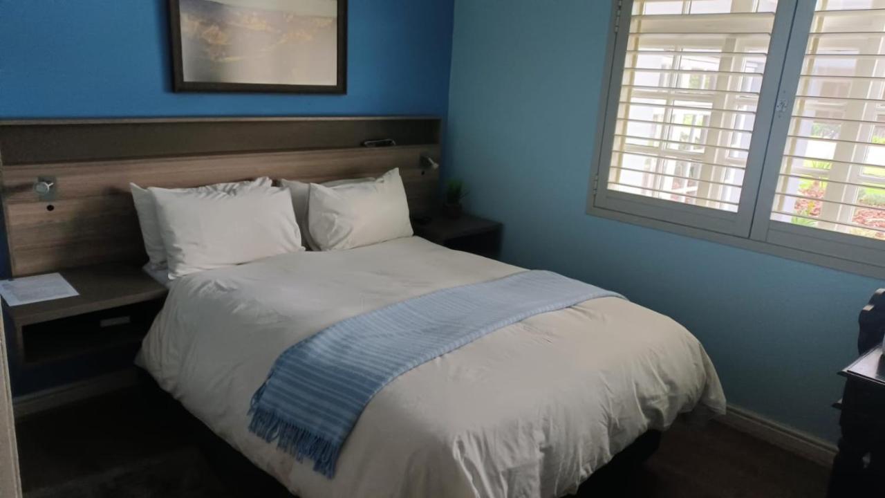 Outeniqua Inn George Dış mekan fotoğraf